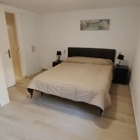 Rosesapparts A20demar Triplex Apartament *