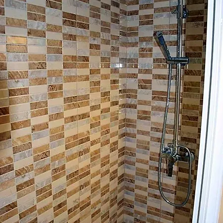 Rosesapparts A20demar Triplex Roses
