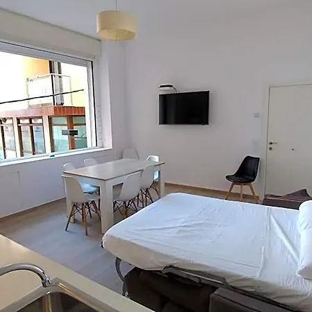 Rosesapparts A20demar Triplex Apartamento
