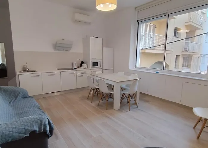 Rosesapparts A20demar Triplex